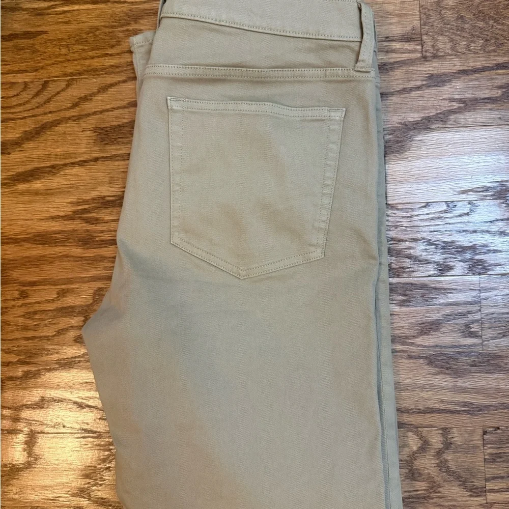 J. Crew Men’s Straight Jeans in Khaki